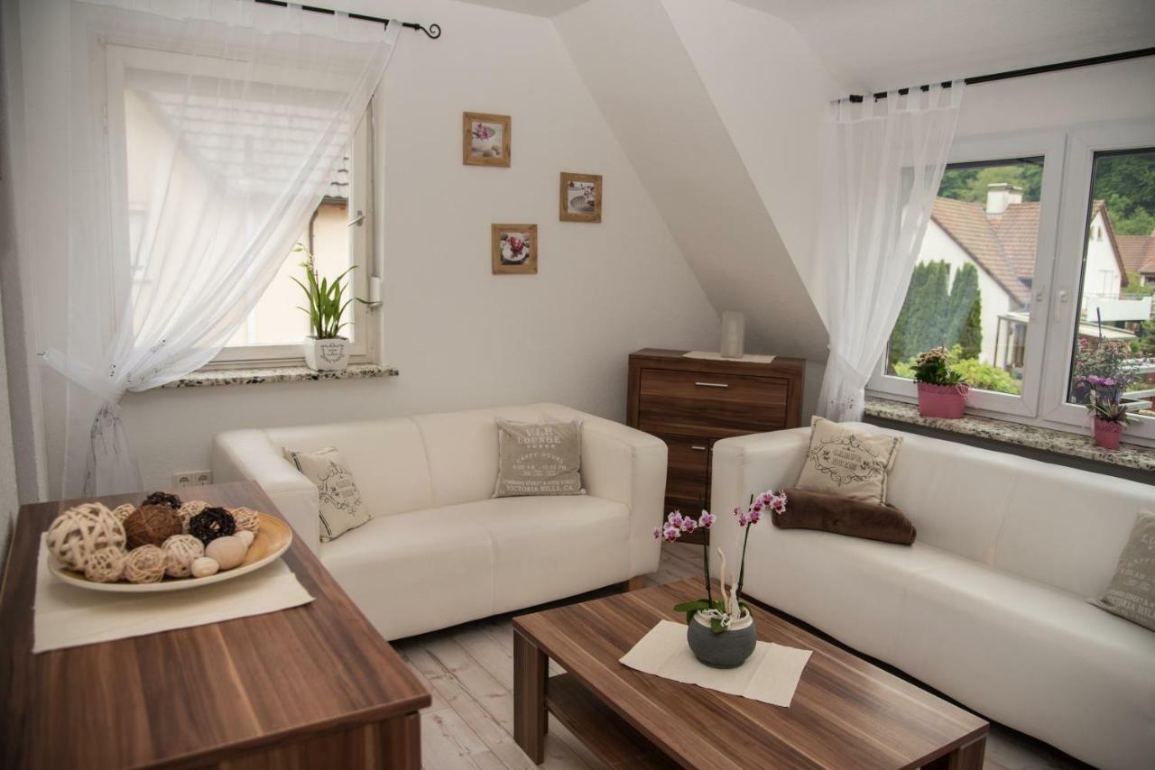 Ferienwohnung "Hirsch Huesli" Schopfheim Buitenkant foto